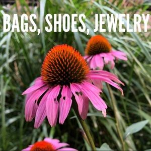 Accessories Section 👠👜💍